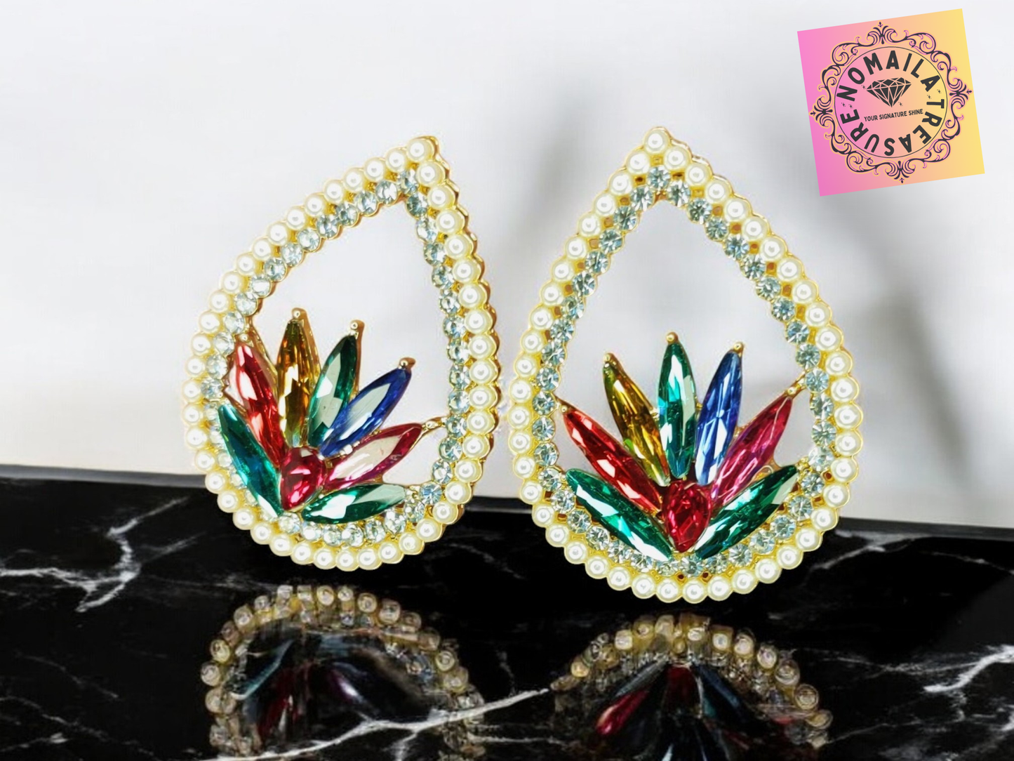 Petal Pearl Studs D-1001